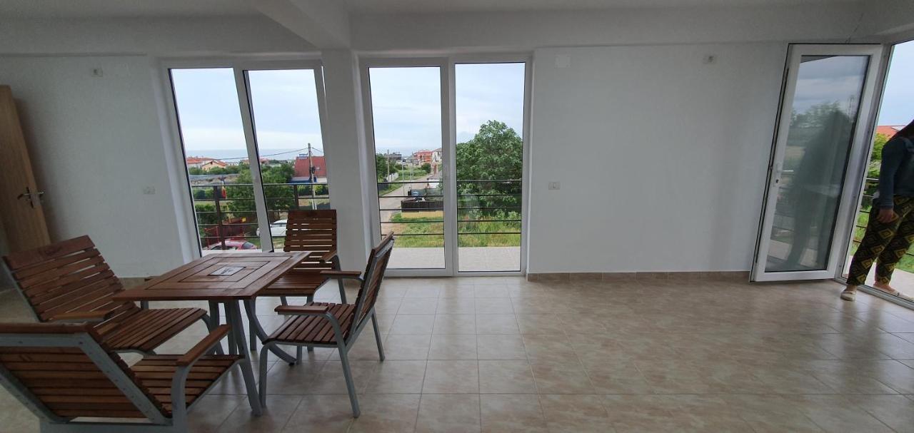 Ema Hotel Vama Veche Luaran gambar