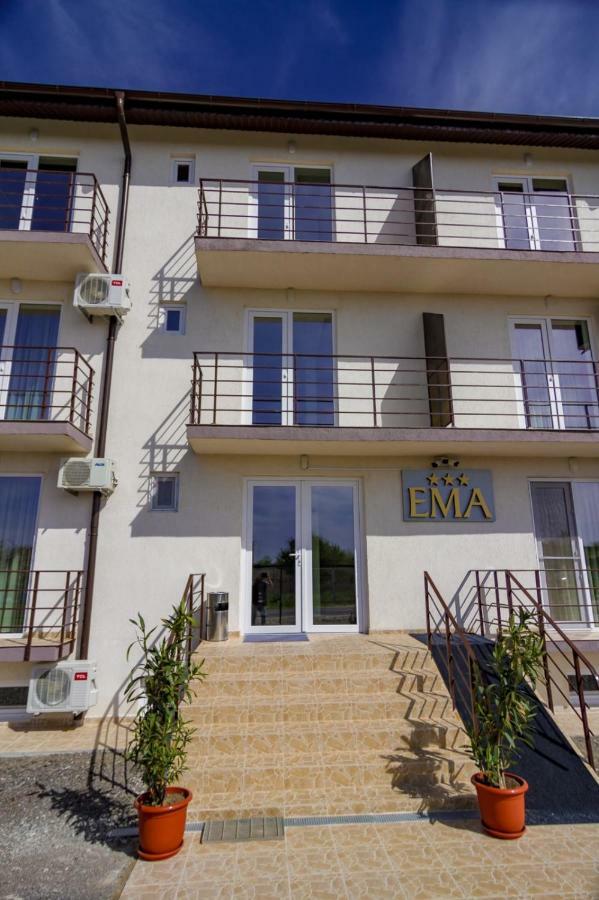 Ema Hotel Vama Veche Luaran gambar