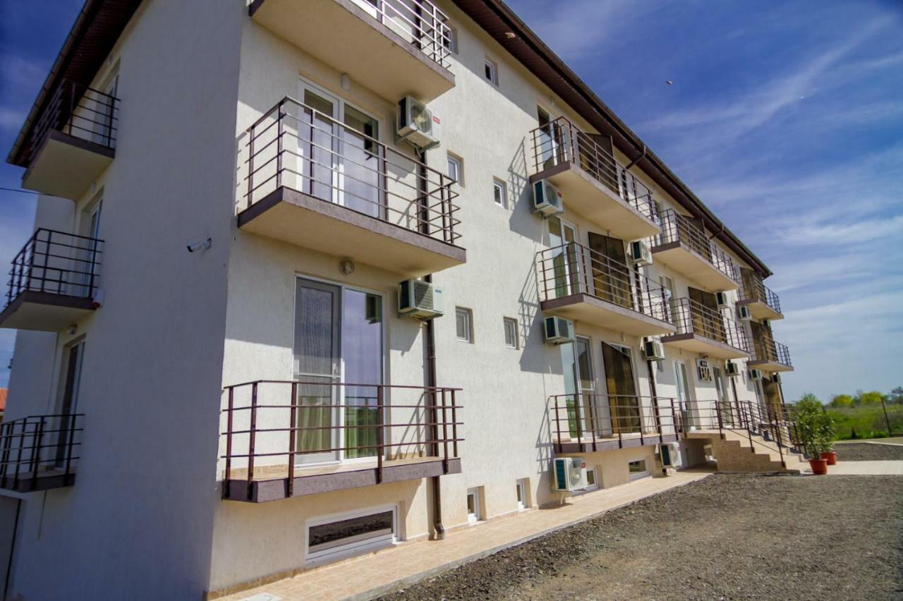 Ema Hotel Vama Veche Luaran gambar